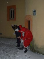 69-HeadBangingXmas4.jpg