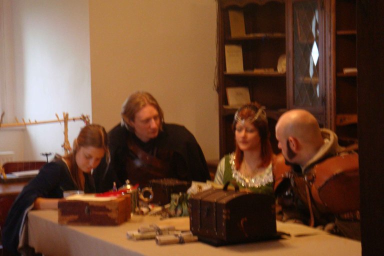DieElfeninderBiblothek.JPG